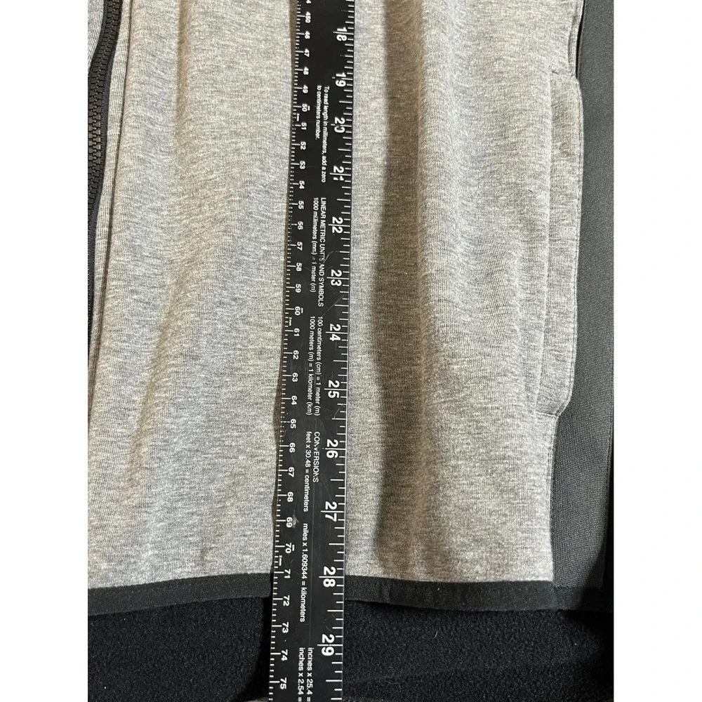Nike Therma-FIT Mens Full Zip Scuba Hoodie Gray Black C Basketball Logo Jacket